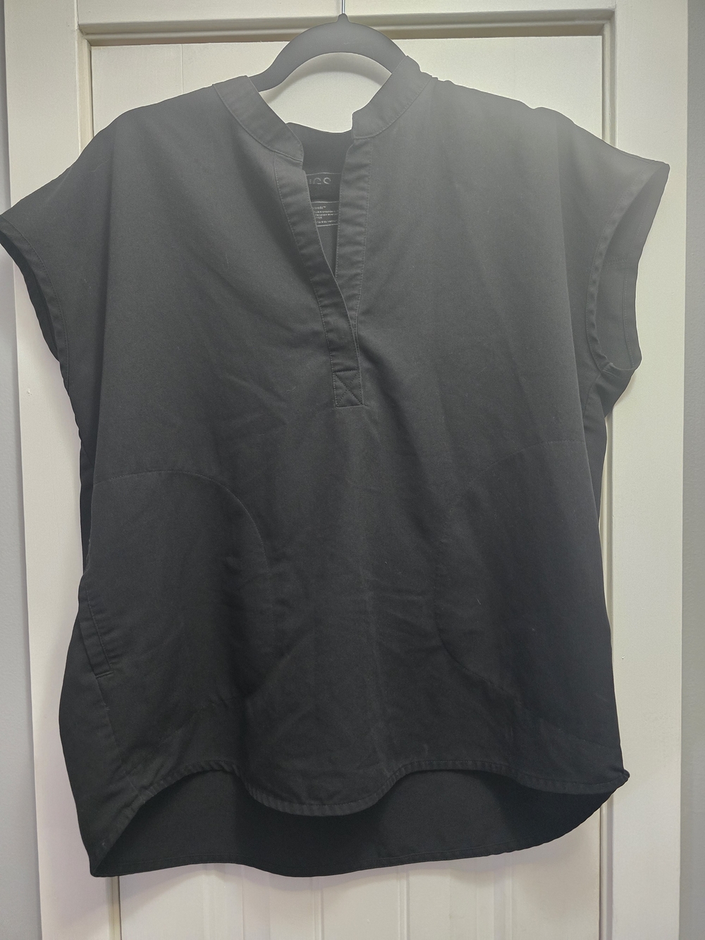 Figs Rafaela Scrub Top Medium Black